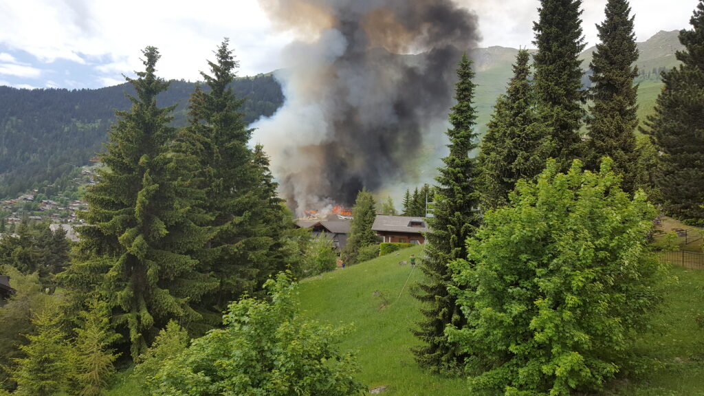 L' incendie decouvert